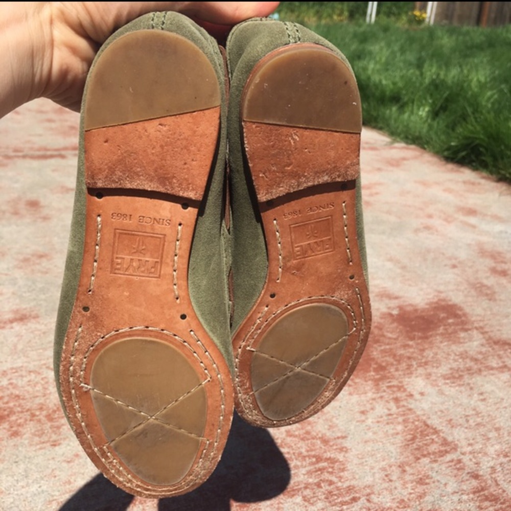 All Leather Frye Boat Shoes - Picture 3 of 3